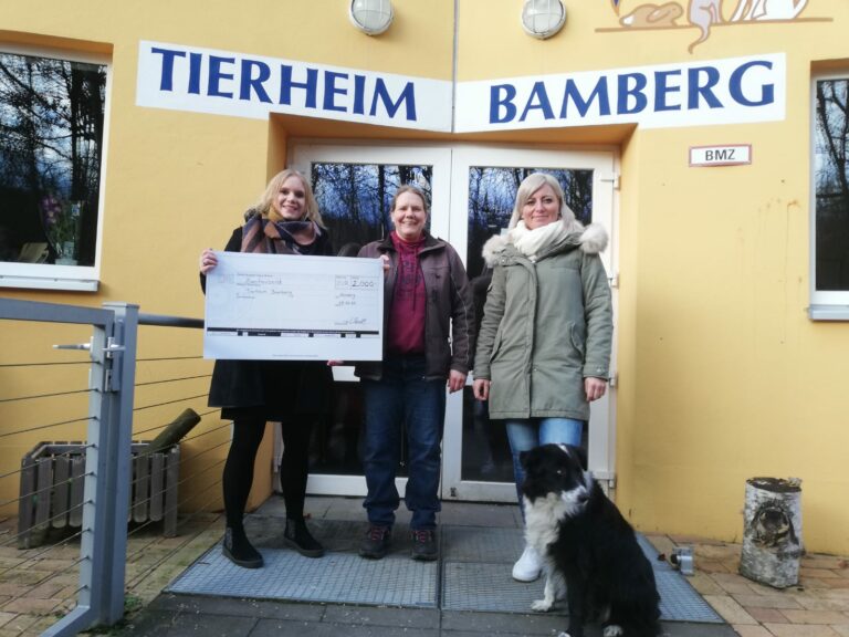 Spendenübergabe Ingieurbüro Hofmann und Metha-Thaimassage